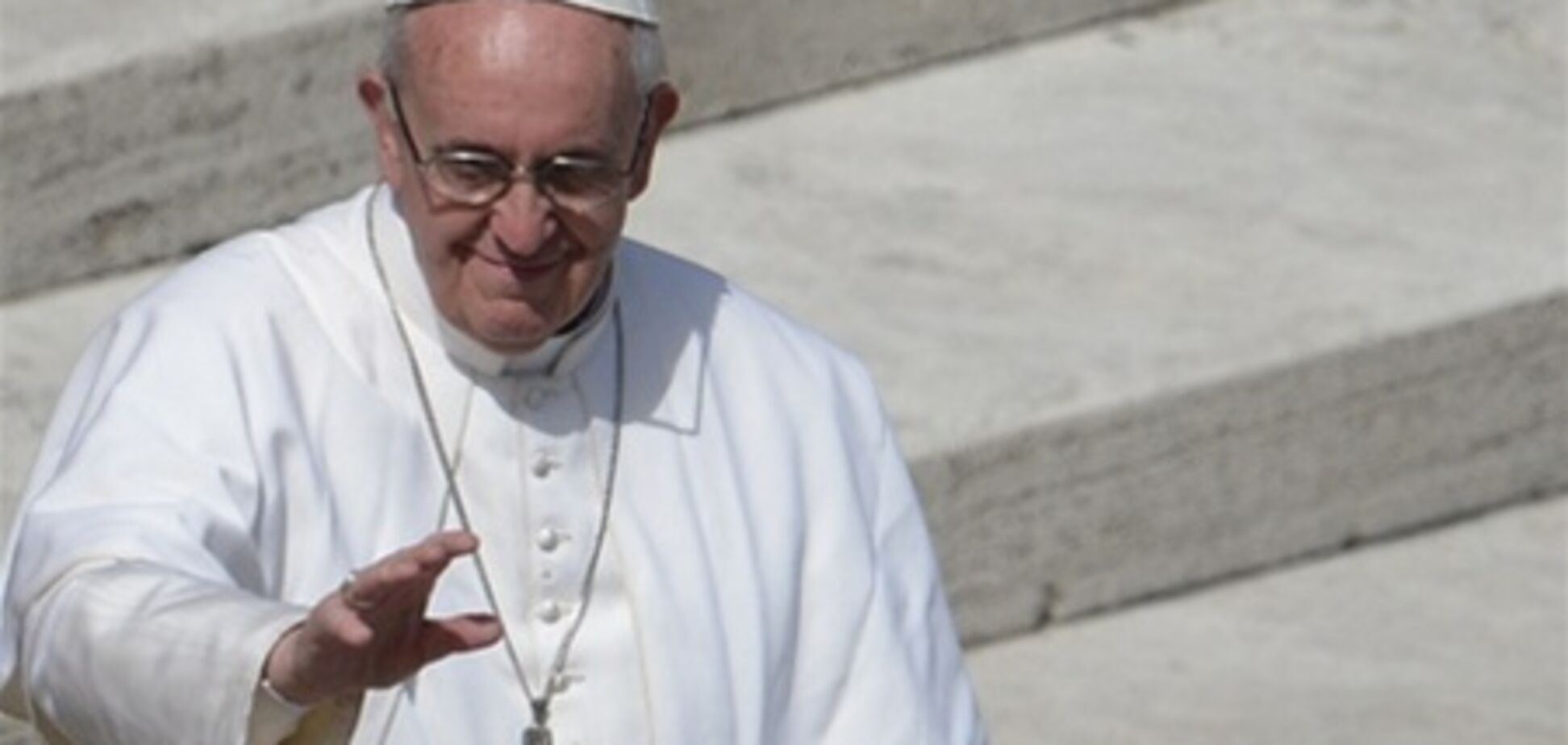 Папа Франциск відвідає 'острів мігрантів'