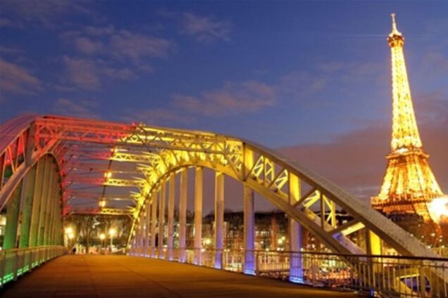 Франция непереборчива в предоставлении гражданства