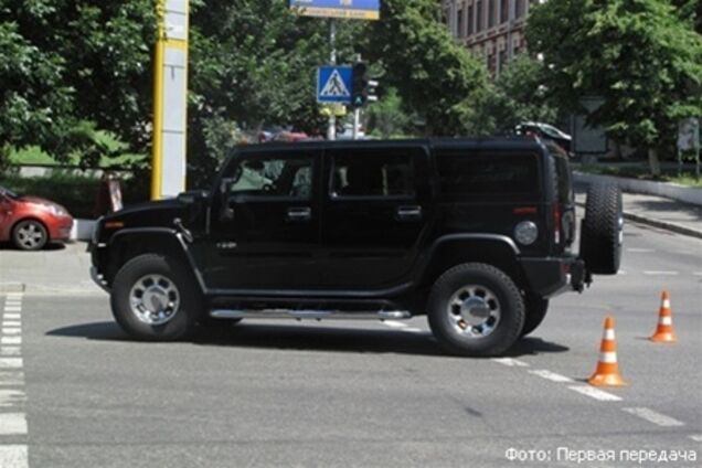 Семью дипломата в Киеве сбил Hummer дочери нардепа - СМИ