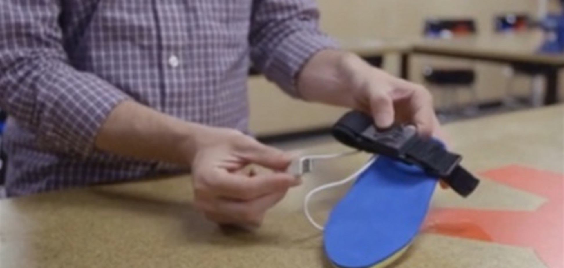 Стельки для обуви смогут заряжать смартфоны