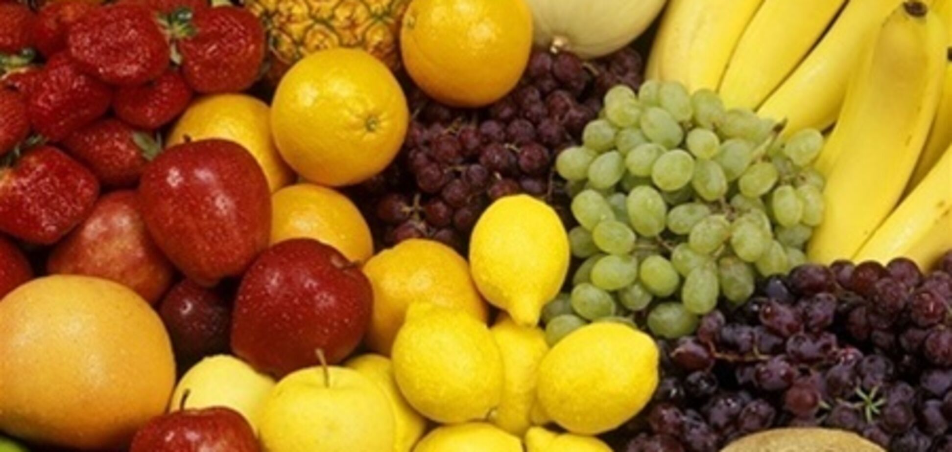 В Украину впервые завезли фруктов на $1 млрд
