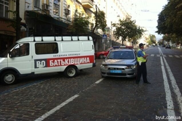 Митинг оппозиции возле КГГА пытаются сорвать - Батьківщина