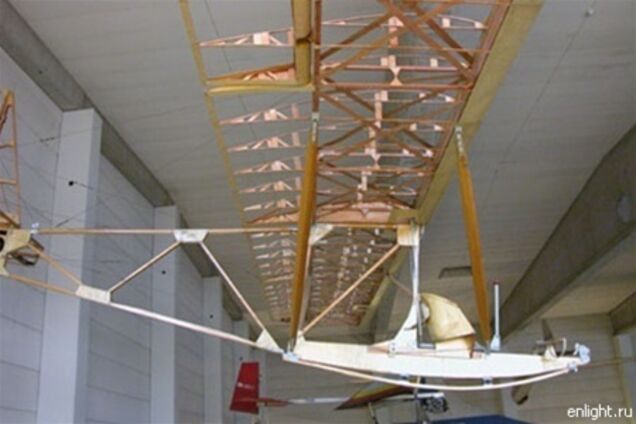 На Буковине разбился самодельный самолет: двое погибли