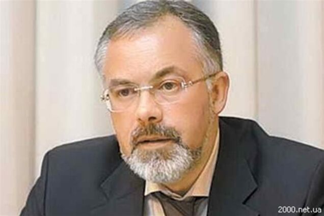 Табачник неожиданно спел на ухо регионалу песню о траве