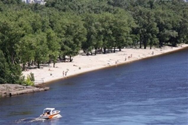 В Киеве разрешили купаться на 7 пляжах