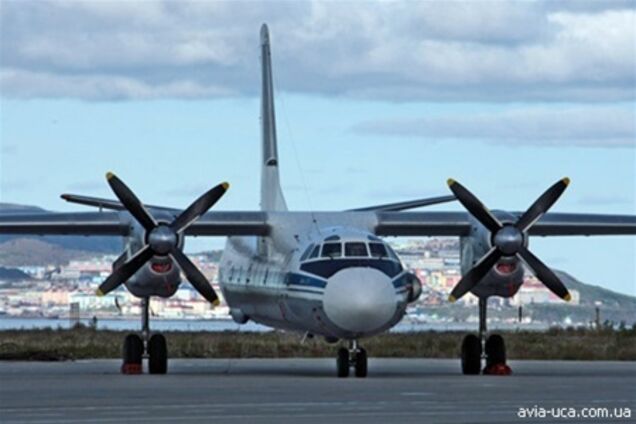 У Росії через відмову двигуна аварійно сів пасажирський літак