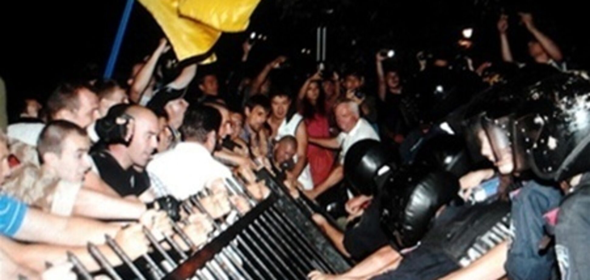 Amnesty: штурм РУВД в Киеве указывает на обострение кризиса в милиции