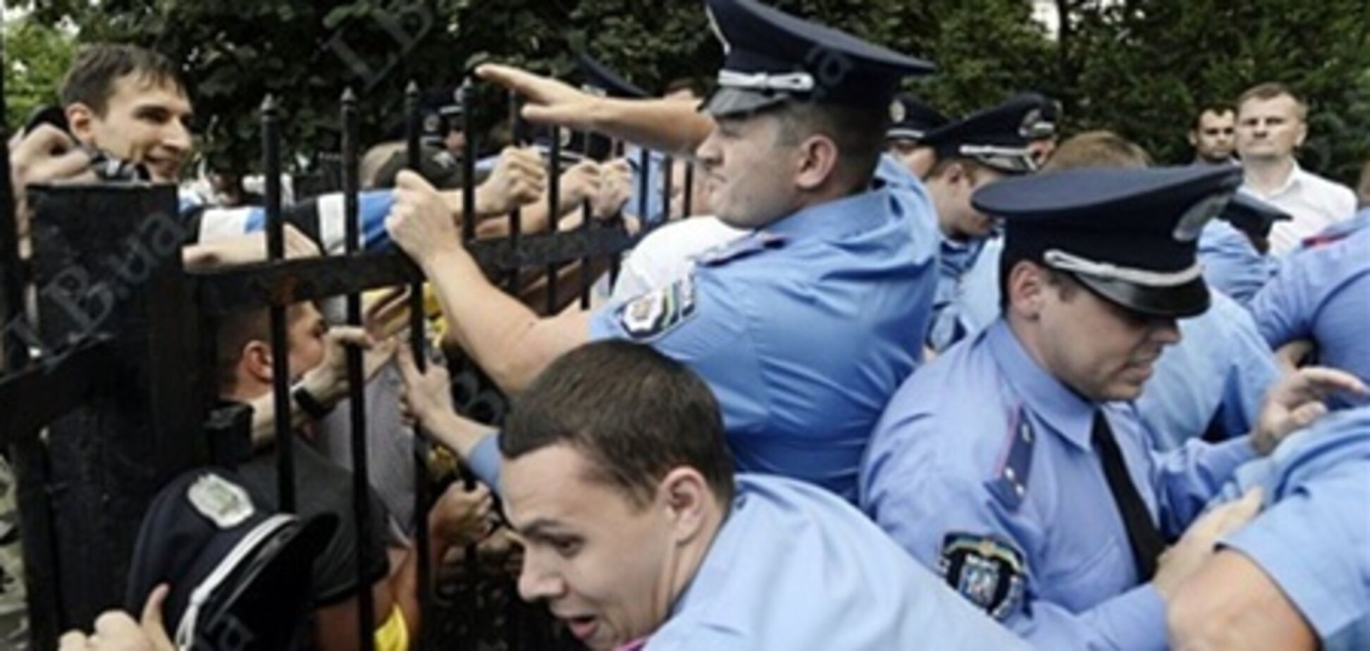 Милиция хочет наказать участников штурма РУВД в Киеве
