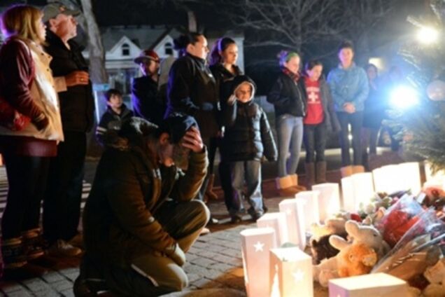 Семьям погибших от рук стрелка из Коннектикута дадут по $281 тыс