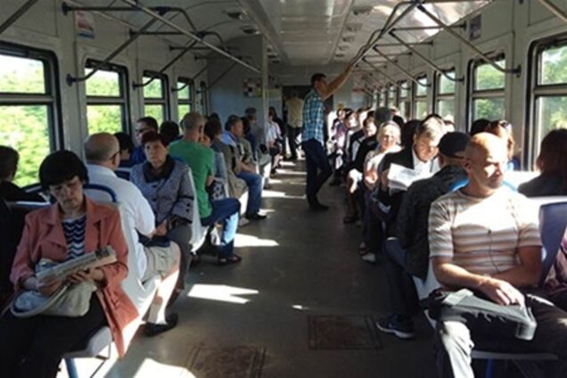 Столичная электричка ездит не по графику из-за долгов