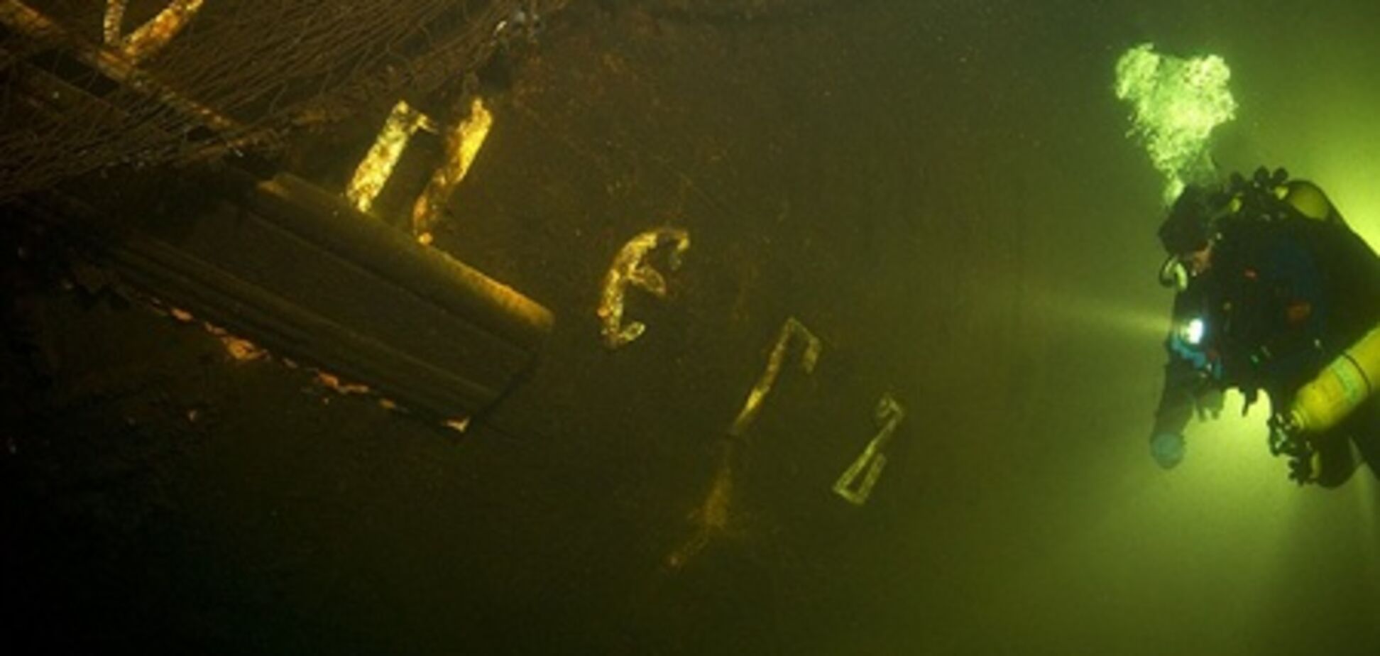 Путин совершил погружение к затонувшему в 1869 году фрегату