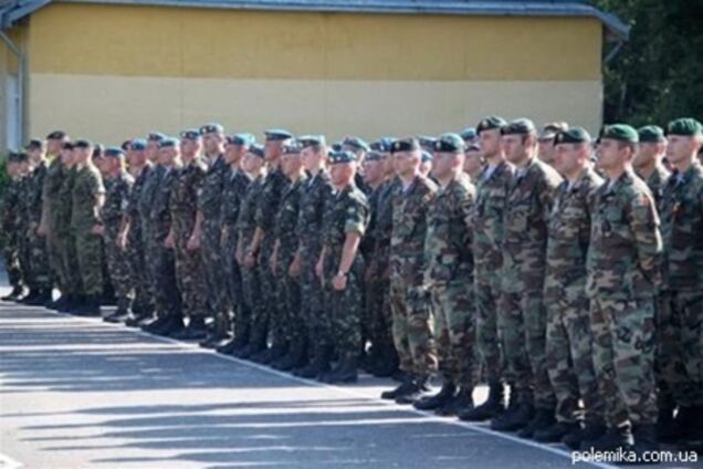 Масове захворювання іноземних військових в Яворові: встановлено діагноз