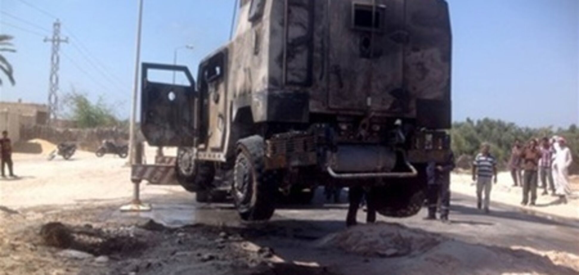 На єгипетському Синаї підірвали автобус з робітниками: десятки жертв