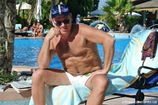 Нардеп Миримский показал, как и с кем проводит отпуск