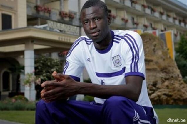 Защитник 'Андерлехта': в контракте с 'Динамо' не хватает лишь моей подписи