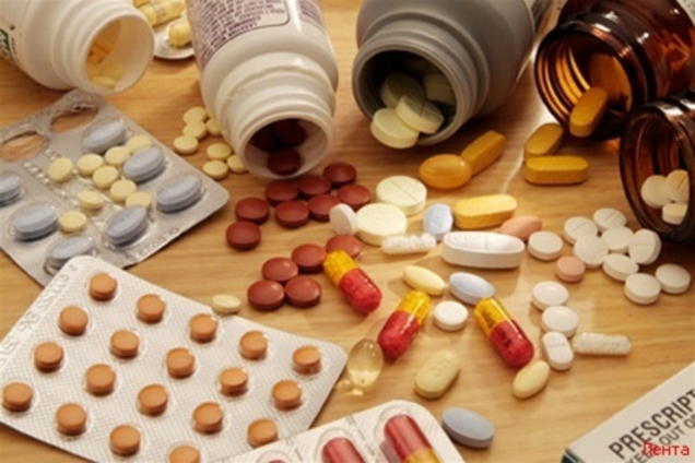 Міліція розслідує закупівлю ліків за завищеними цінами