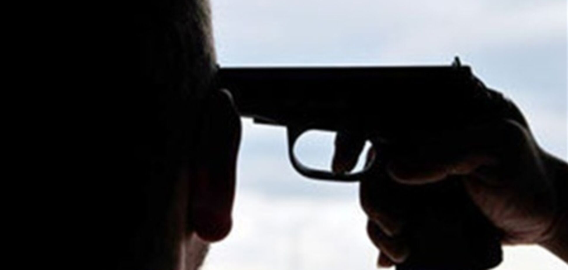 У Миколаєві чоловік вистрілив собі в голову, але не пам'ятає чому