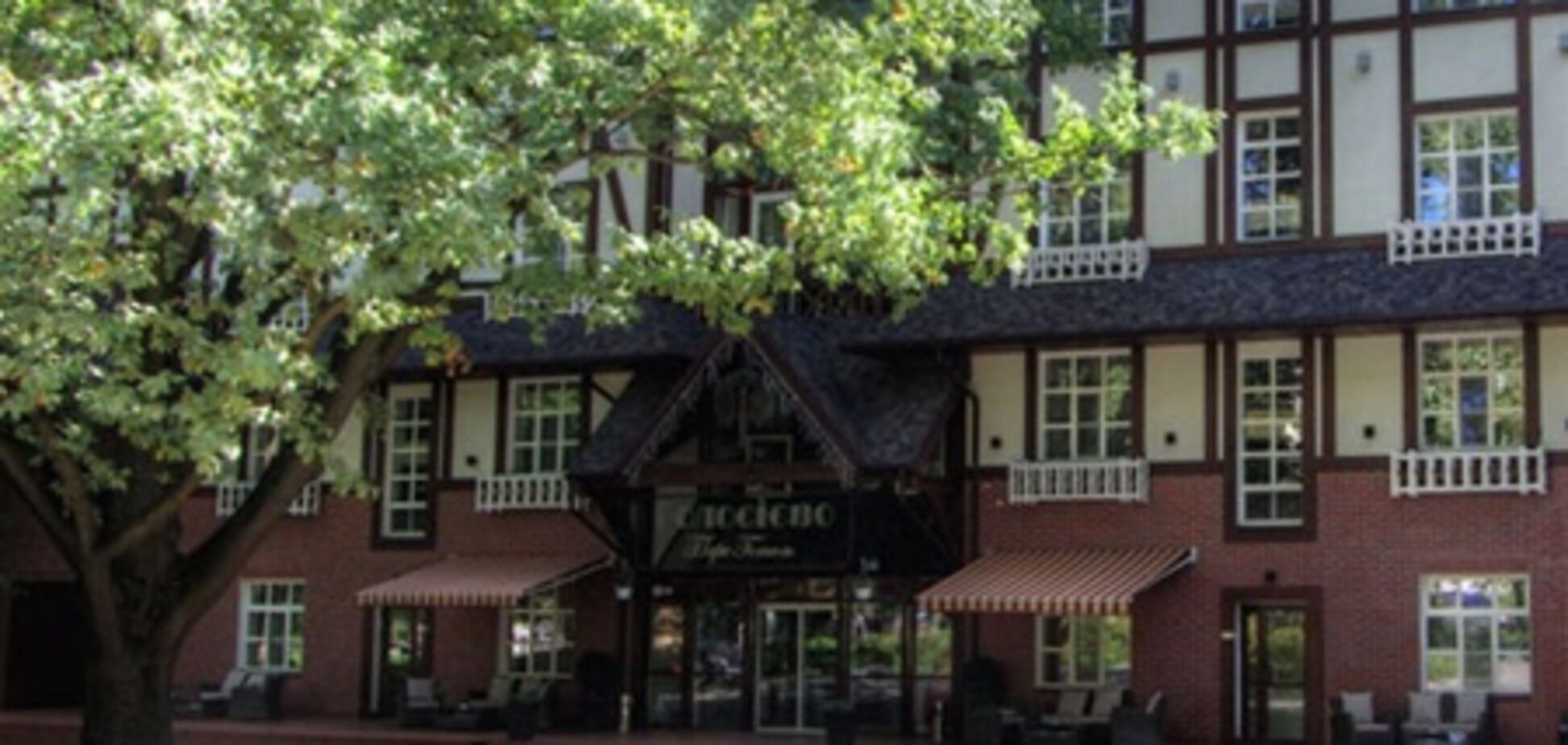 В отеле Киева стреляли в криминального авторитета