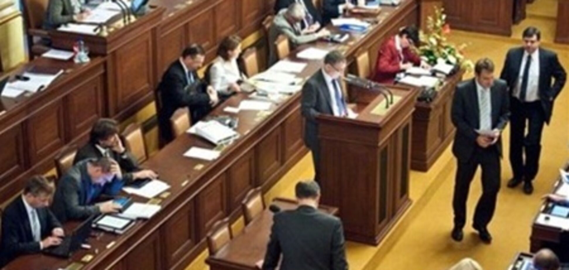 Парламент Чехії відмовився саморозпускатися