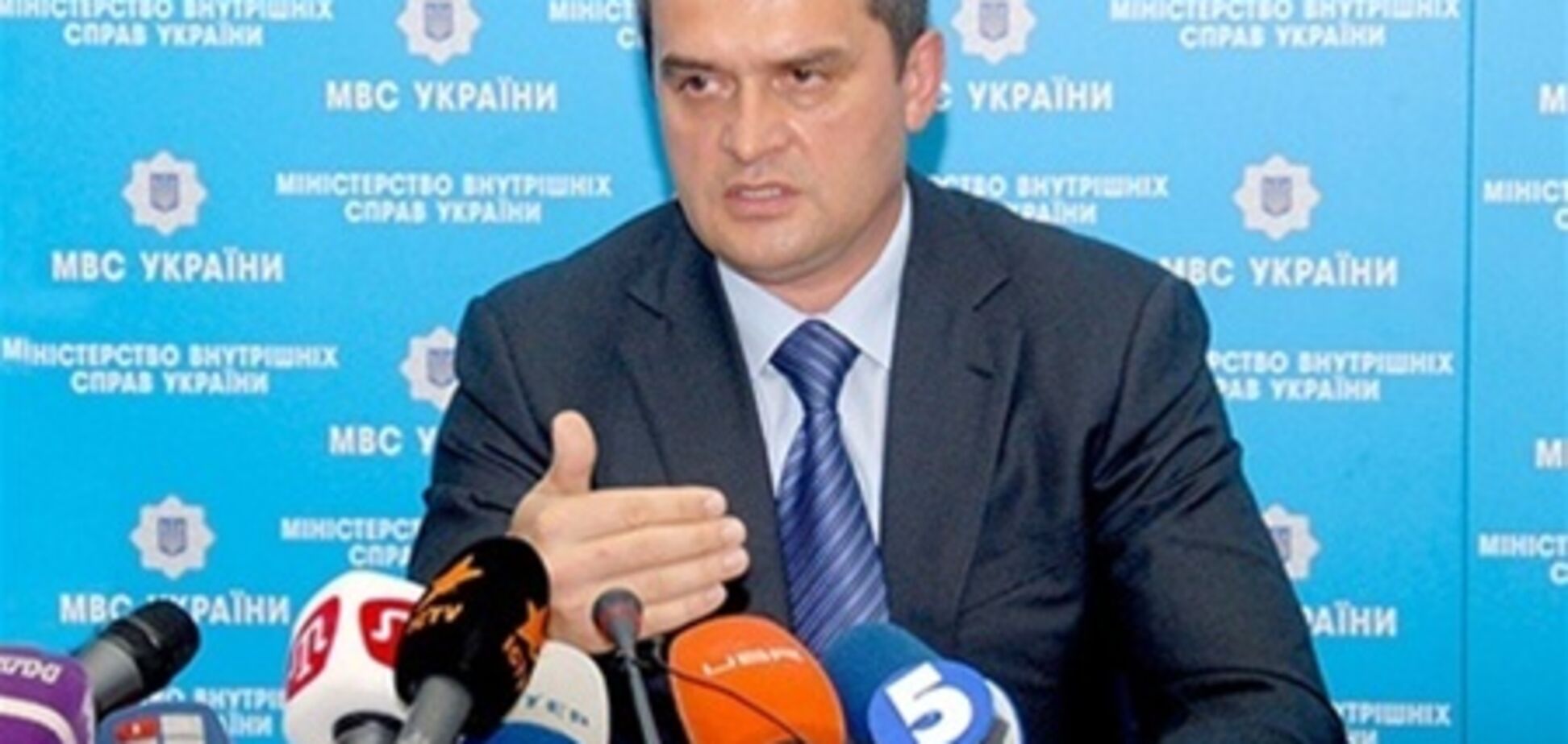 Захарченко пообіцяв карати підбурювачів на штурми РВВС