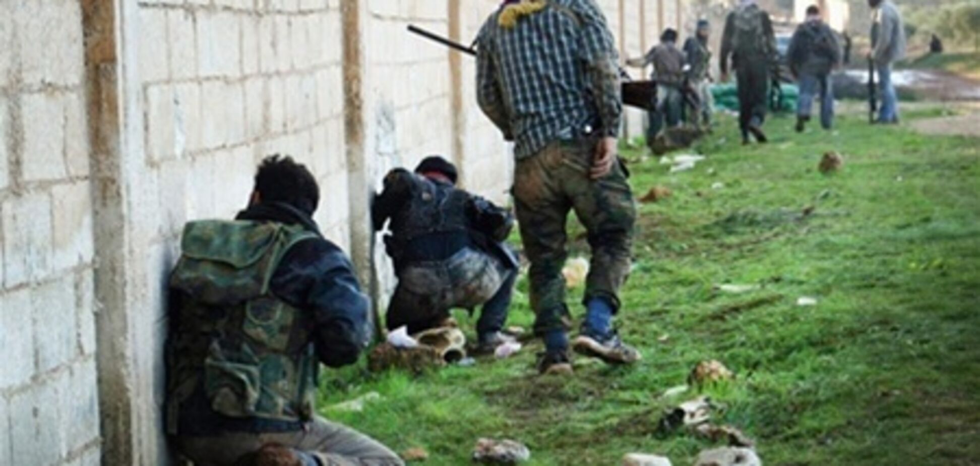 У Сирії повстанці вбили 12 членів армії Асада в Хомсі