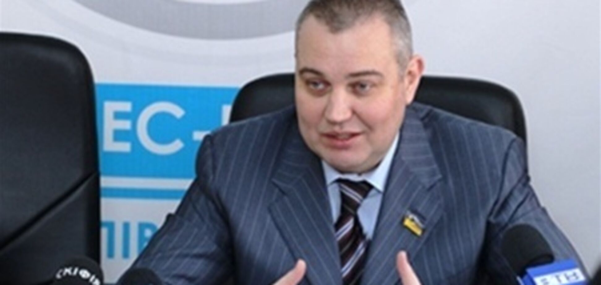 Ударовец опроверг информацию о 'тушках' во фракции