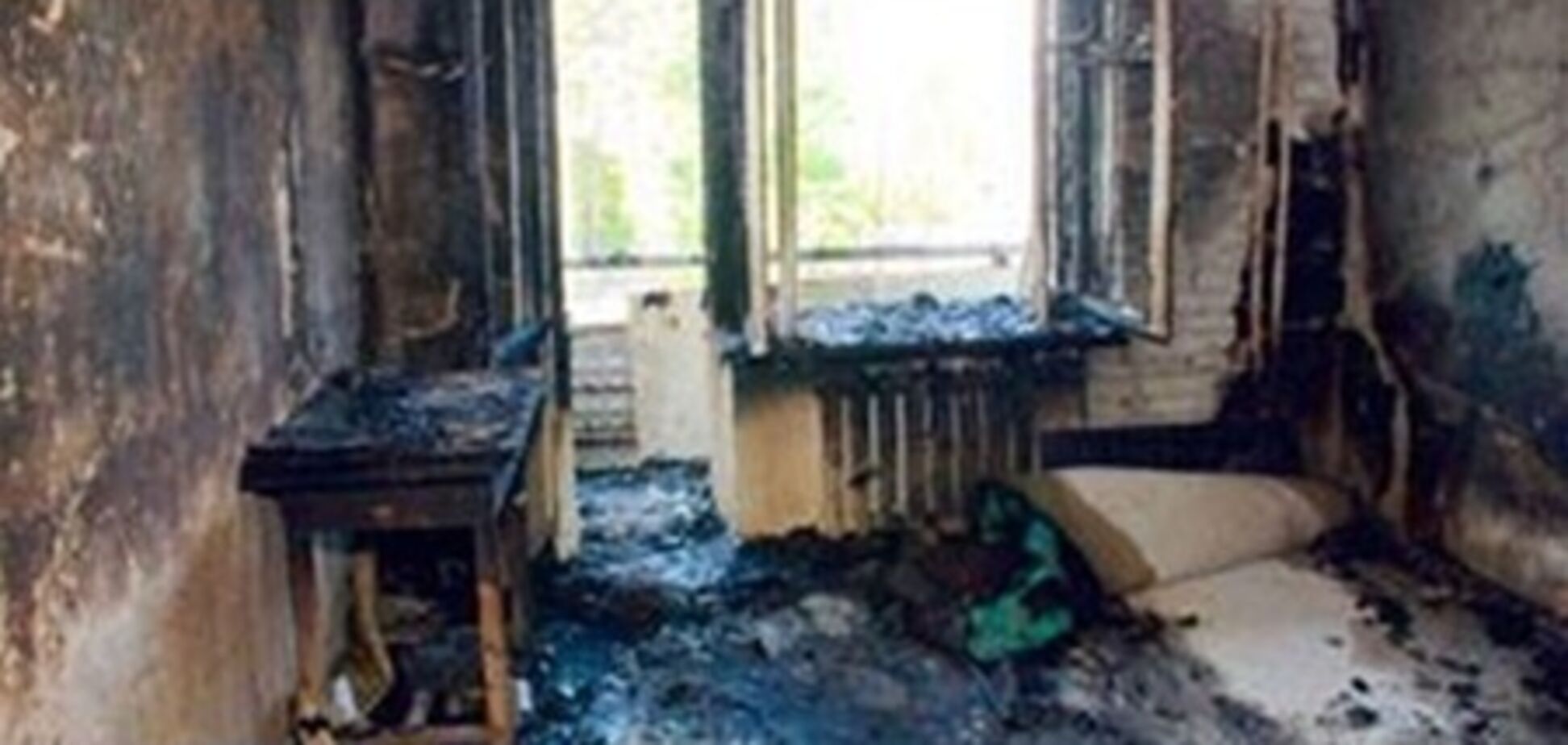 Масштабный пожар в киевской девятиэтажке: погибла женщина