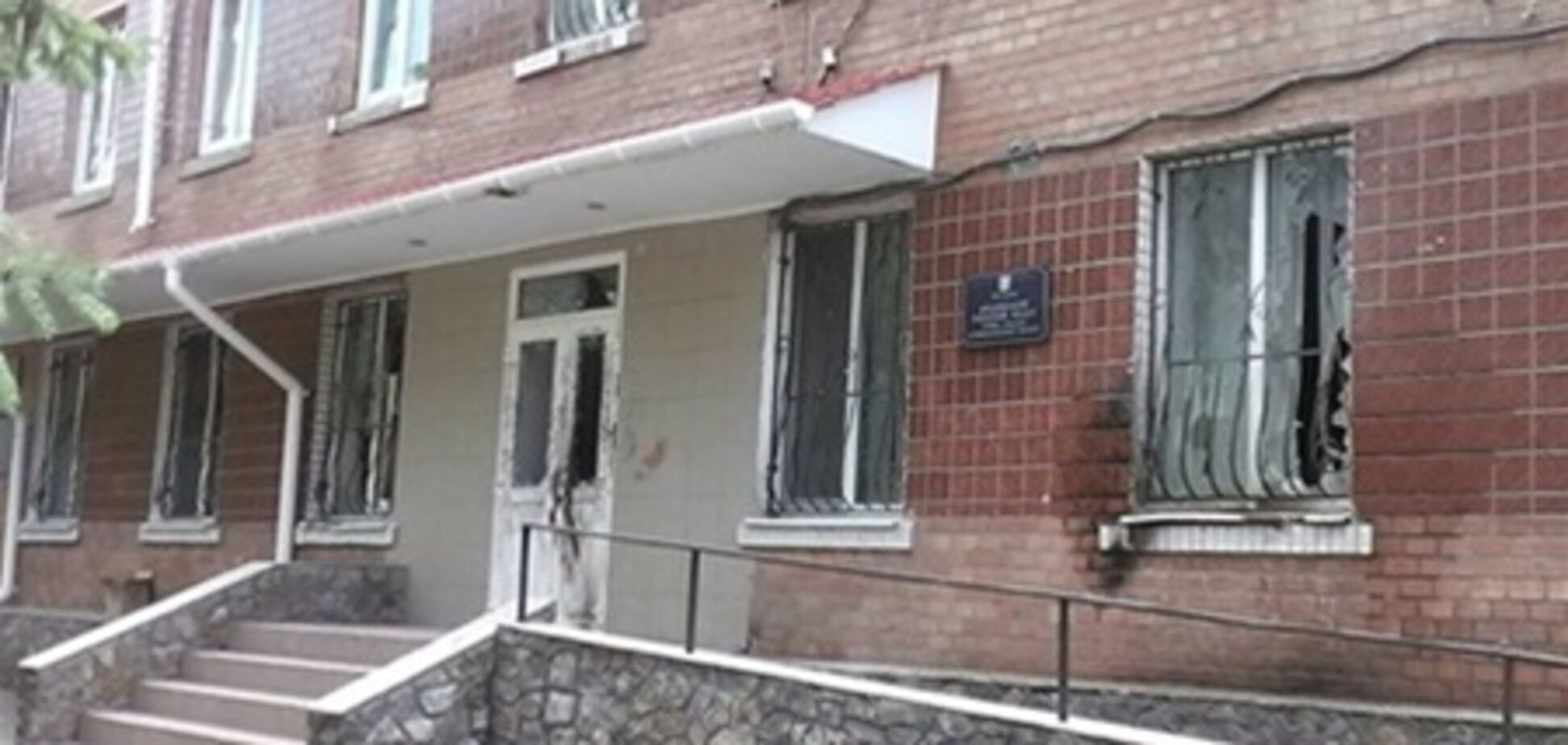 Насильника в погонах Дрижака усиленно охраняет 'Альфа'