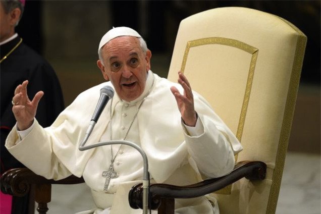 Папу Франциска накормят в Бразилии шашлыком и папайей
