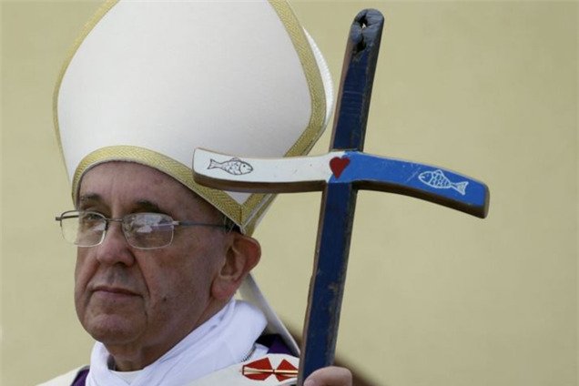 Папа Франциск начинает первую зарубежную поездку – в Бразилию
