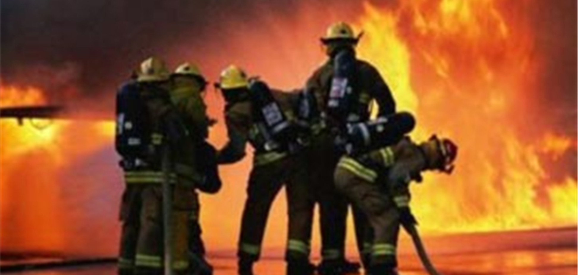 На Запоріжжі горіла адмінбудівля