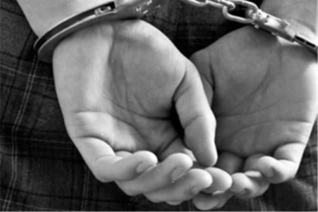 В Южноукраїнську збоченець оголився на дитячому майданчику