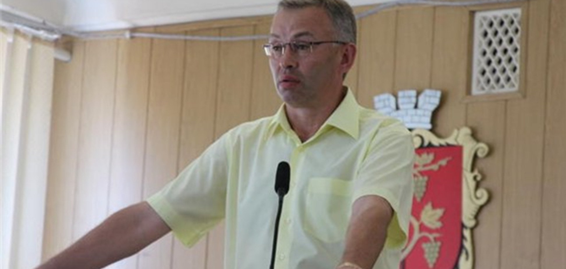 Советник одесского губернатора избил двух пожилых родственниц