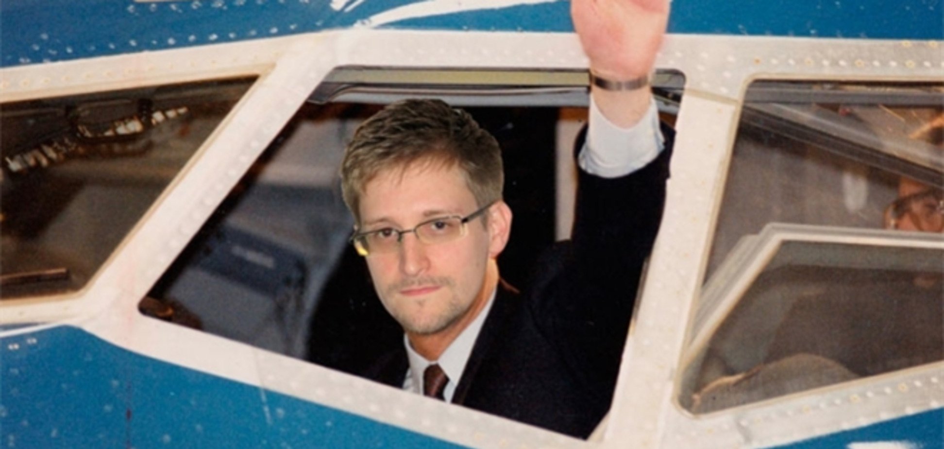 США вимагають від Росії роз'яснення статусу Сноудена