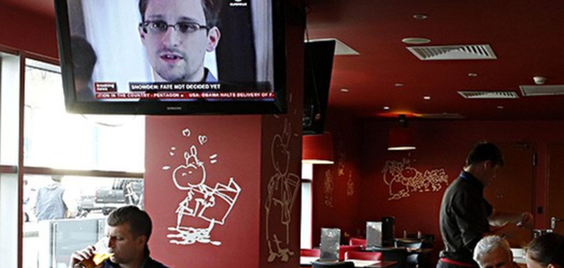 Конгресс США грозит санкциями странам, готовым дать убежище Сноудену