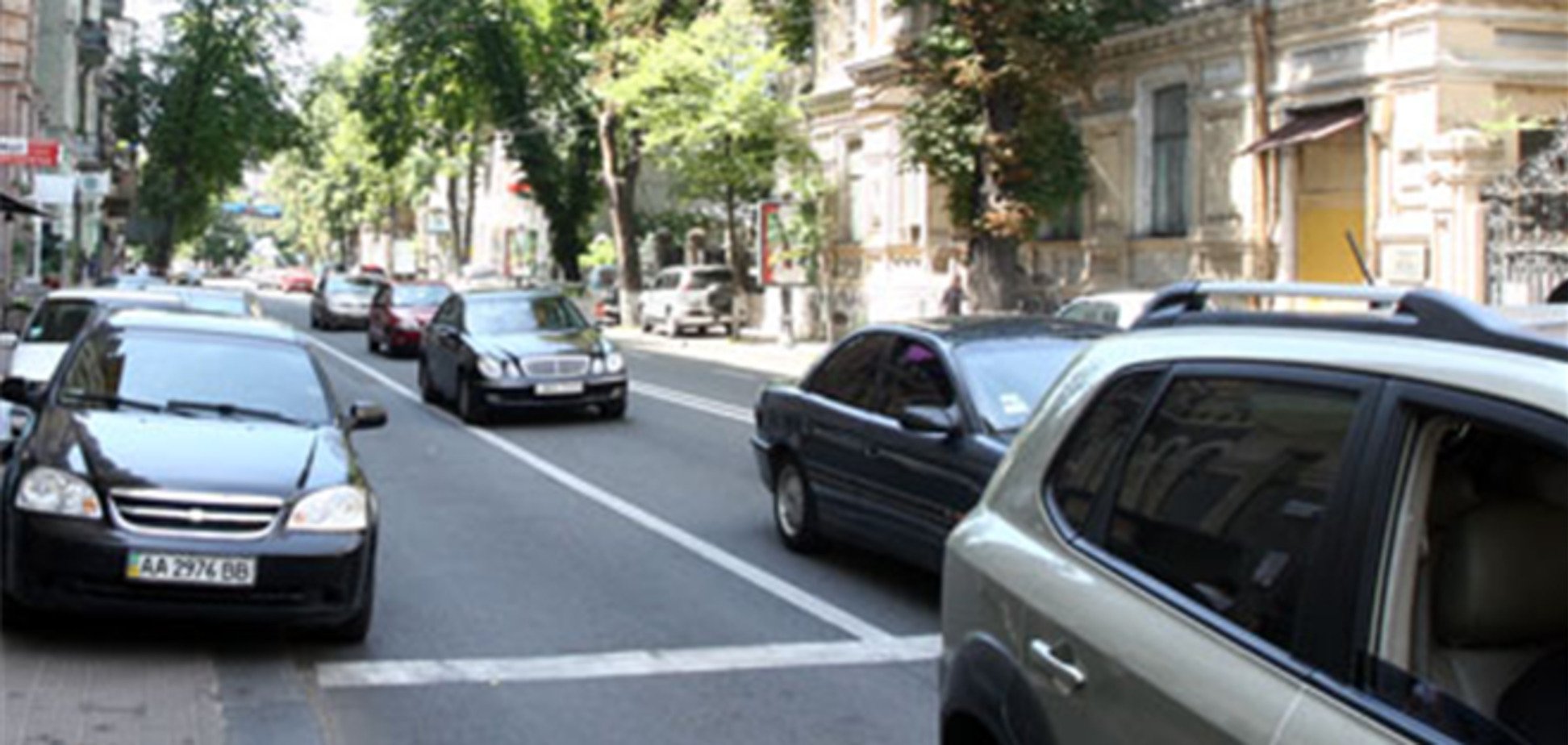 В Киеве на перекрестках грабят водителей