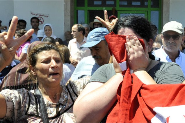 В Тунисе начались волнения после убийства оппозиционера