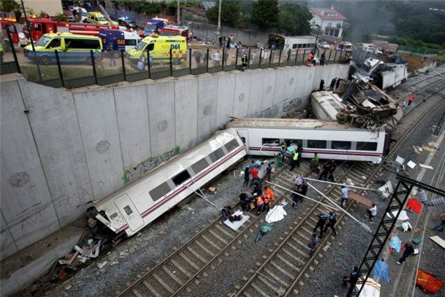 Крушение поезда в Испании: число пострадавших достигло 178