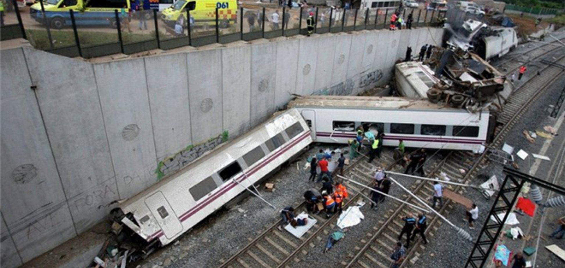 Крушение поезда в Испании: число пострадавших достигло 178