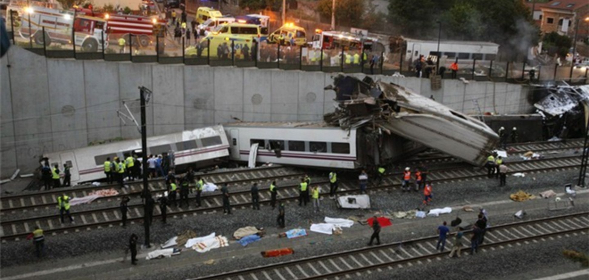 Опубликовано шокирующее видео аварии поезда в Испании