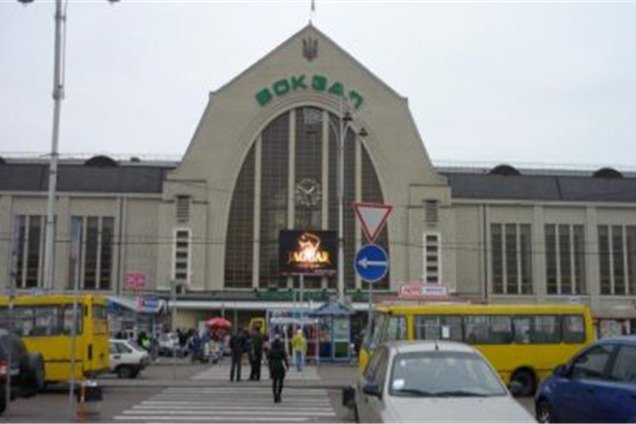 Киевское ГАИ просит 26 июля не ехать к вокзалу