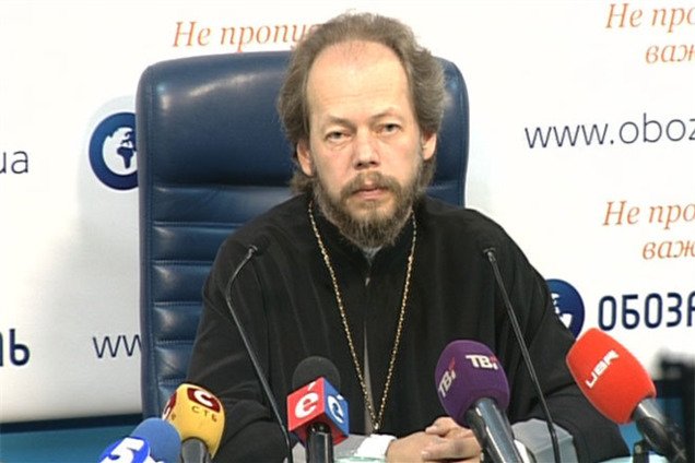 УПЦ о СМИ: нами пугают, развлекают и манипулируют