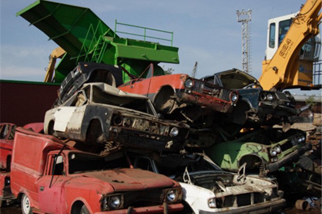 МЭРТ прокомментировало начало консультаций в ВТО по утильсбору в России