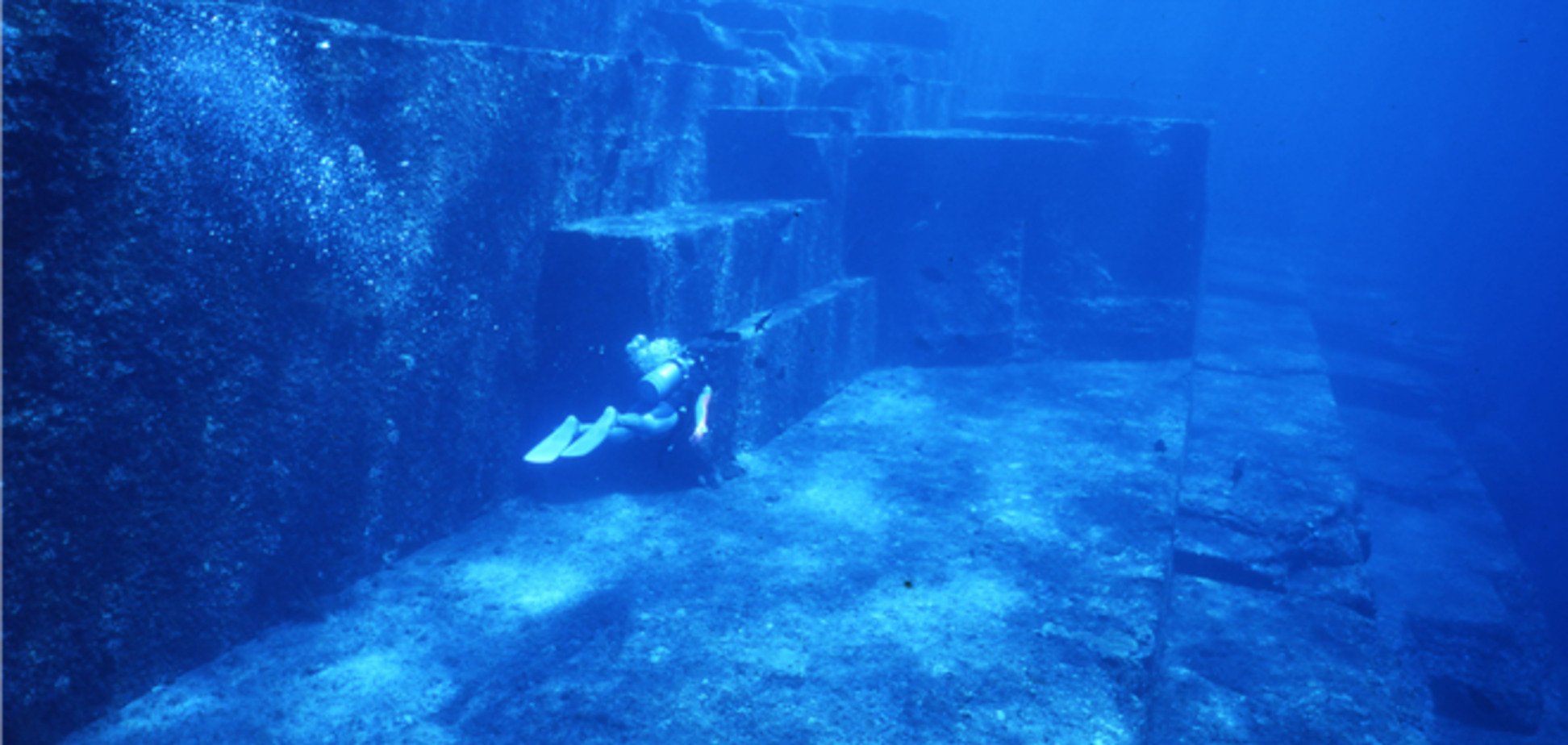 Йонагуни - загадочная подводная пирамида у берегов Японии