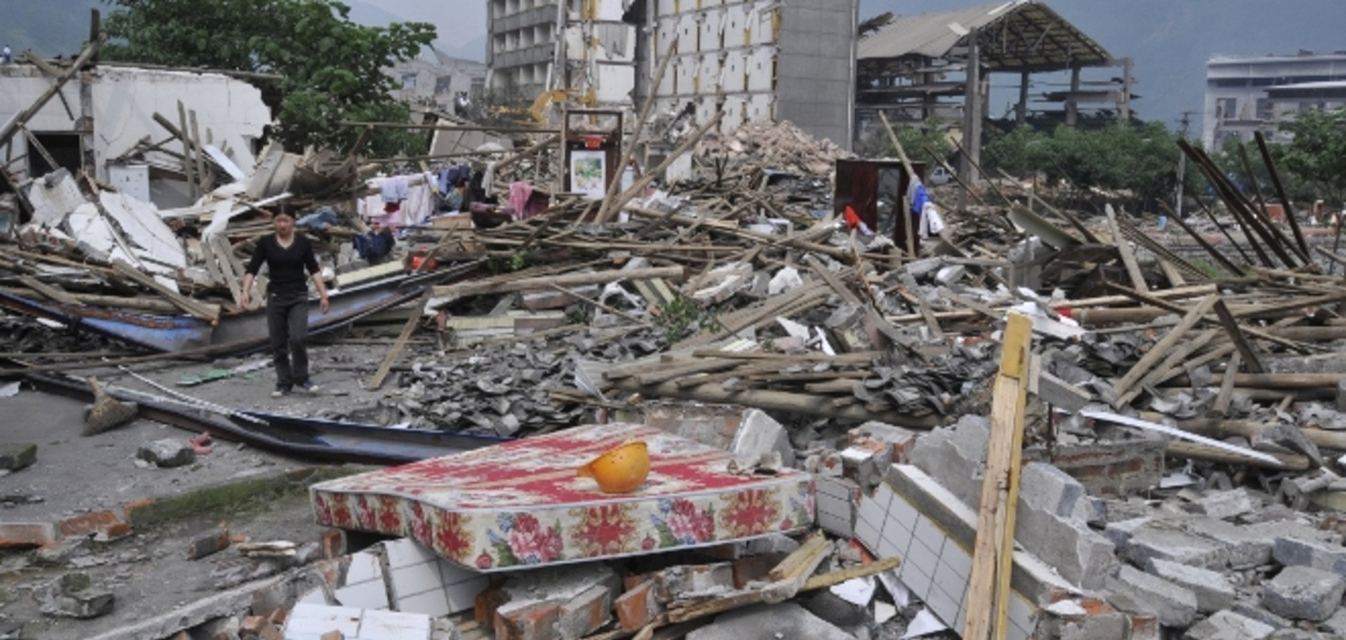 Землетрясение в Китае: пострадали более 30 человек