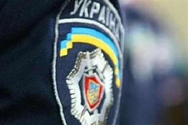 Янукович візьме жорсткі заходи до 'перевертням у погонах' - політолог