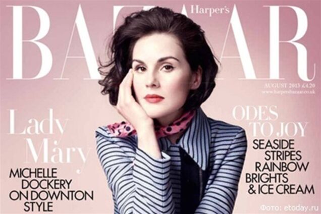 Полосатая Мишель Докери украсила обложку Harper's Bazaar