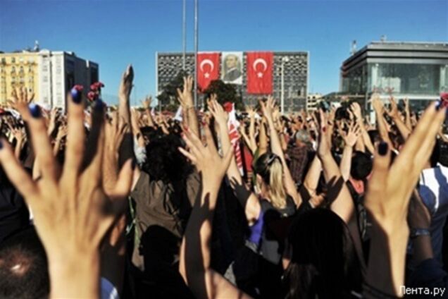 Суд Туреччини заборонив перебудову парку Гезі