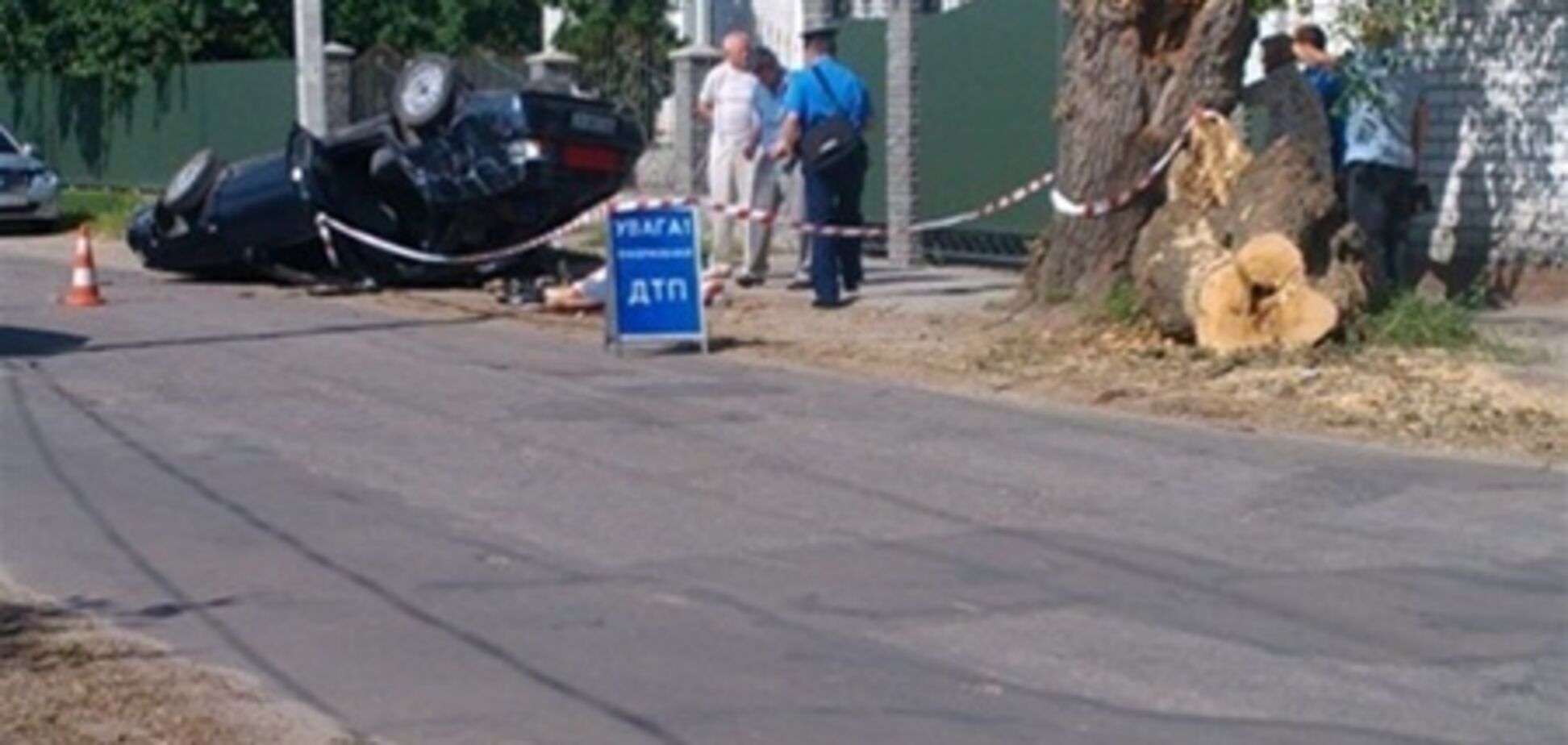 Смертельное ДТП в Сумах: водитель вылетел из окна, пассажир погиб