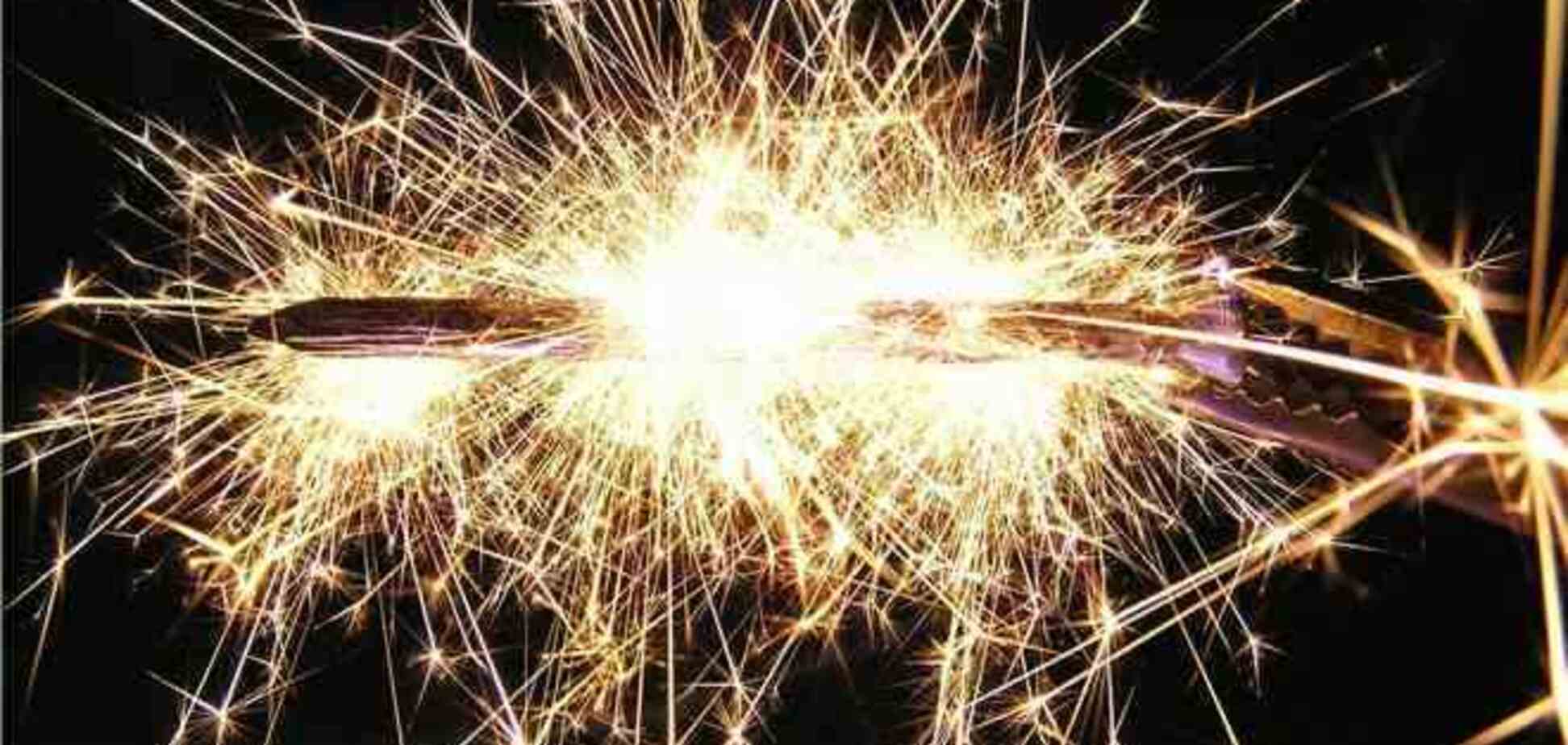 Взрыв кабеля в центре Киева: в больницу попали трое